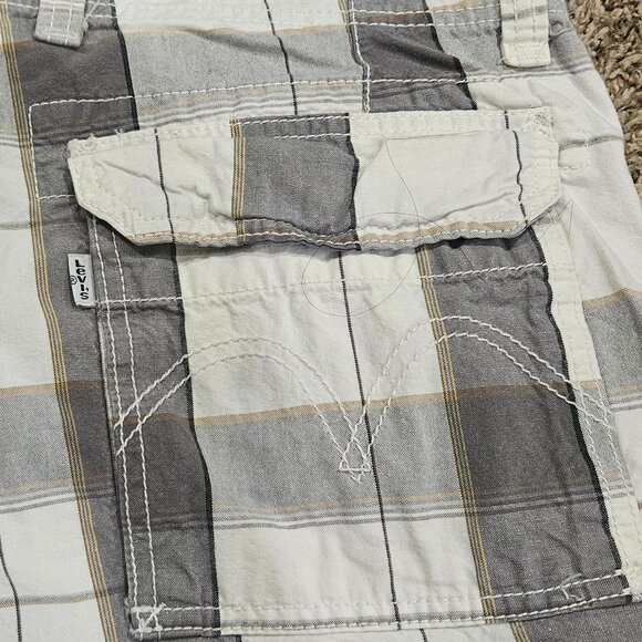 Men's plaid Cargo Utility Shorts - 33/34 waist - 2/$7 - Picture 6 of 11